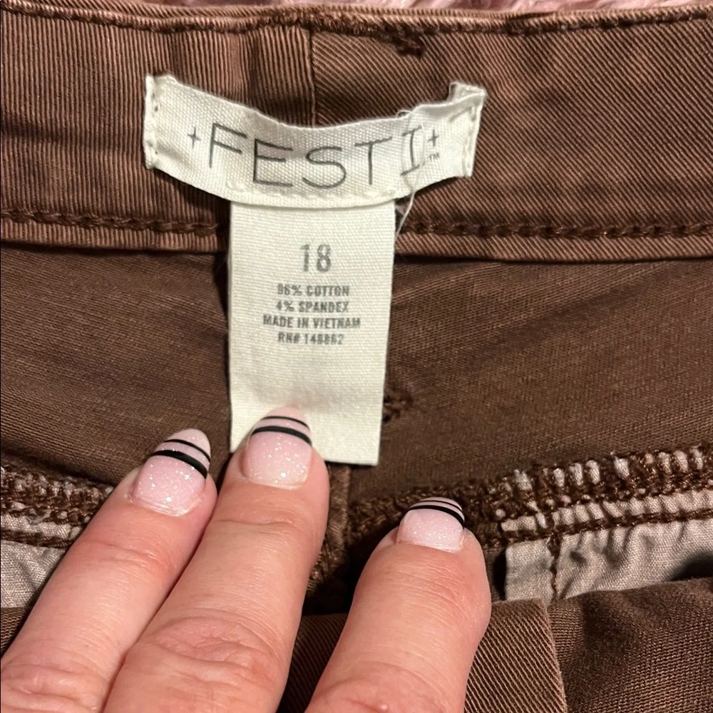 Torrid Festi Shorts. Size 18 - Picture 7 of 7